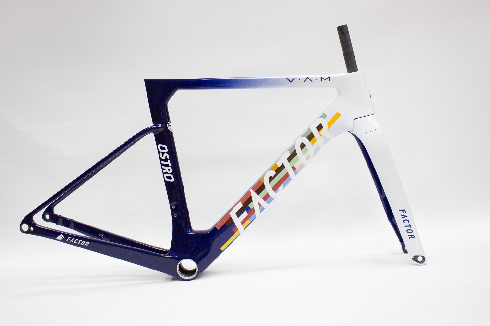 Custom carbon bike frame paint UK