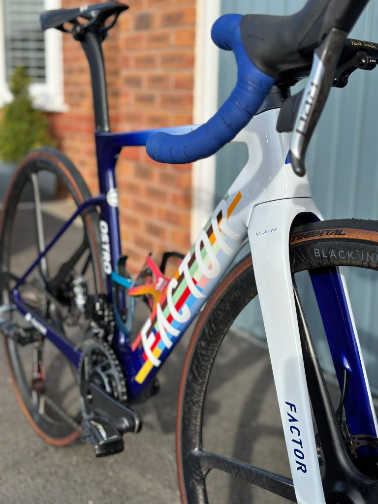 Custom carbon bike frame paint UK