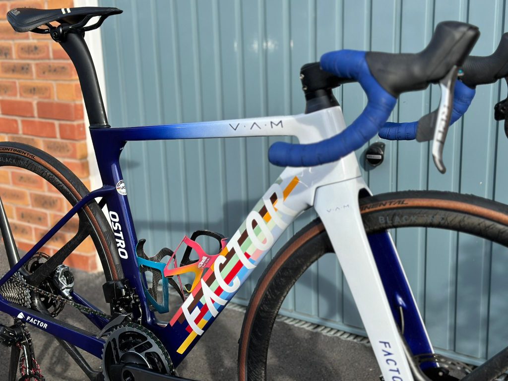 Custom carbon bike frame paint UK
