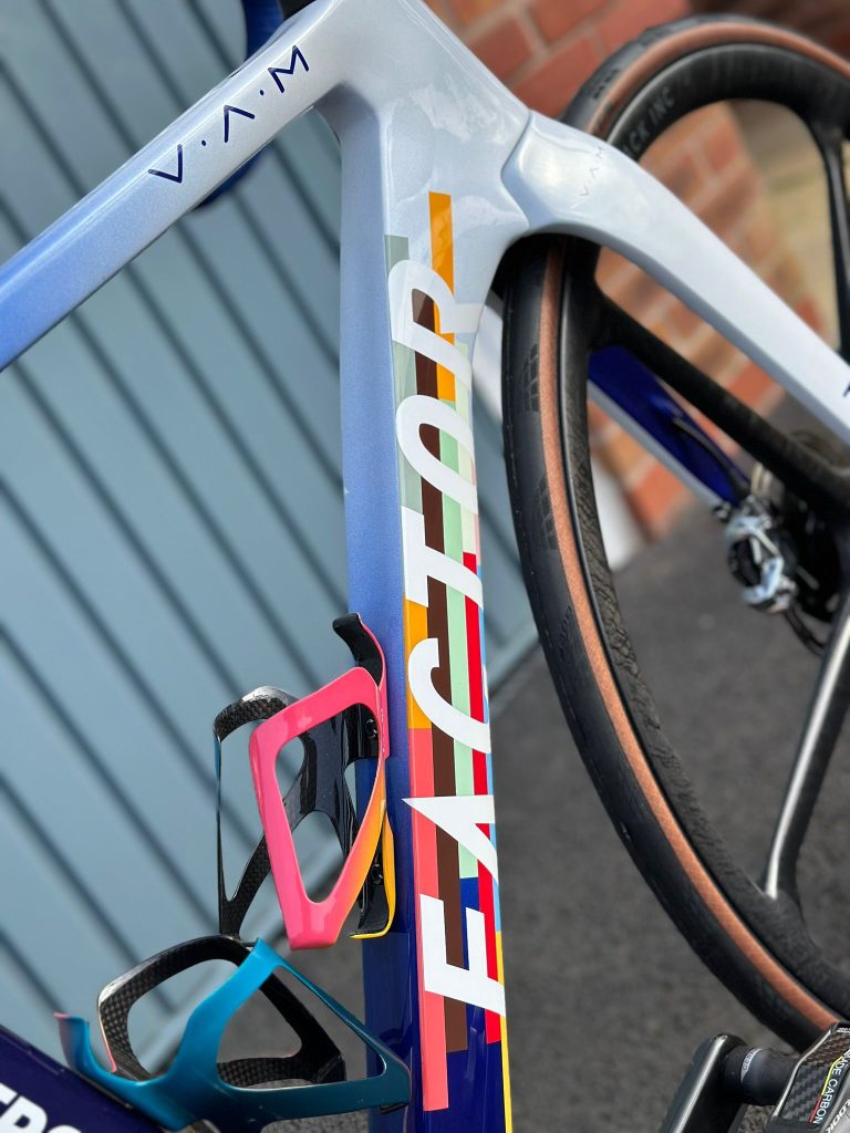 Custom carbon bike frame paint UK