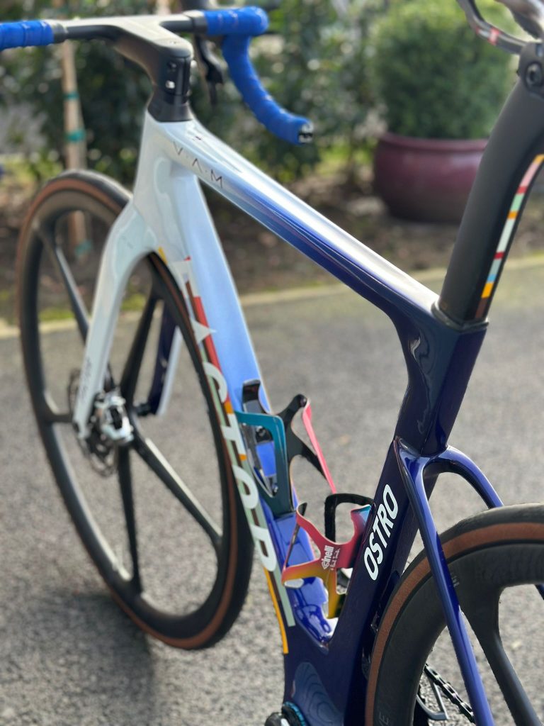 Custom carbon bike frame paint UK